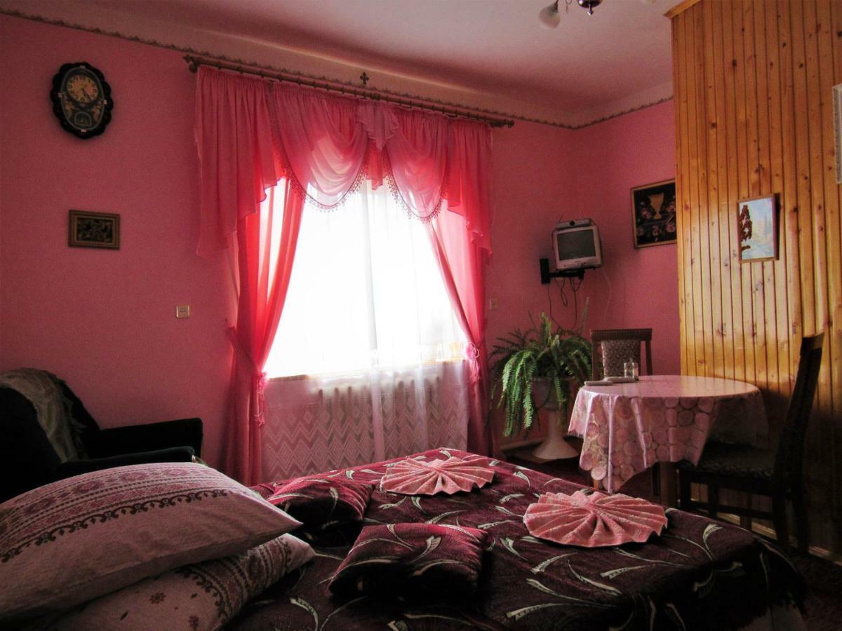 Hotel Відпочинок У Пронів à Slavsko Extérieur photo