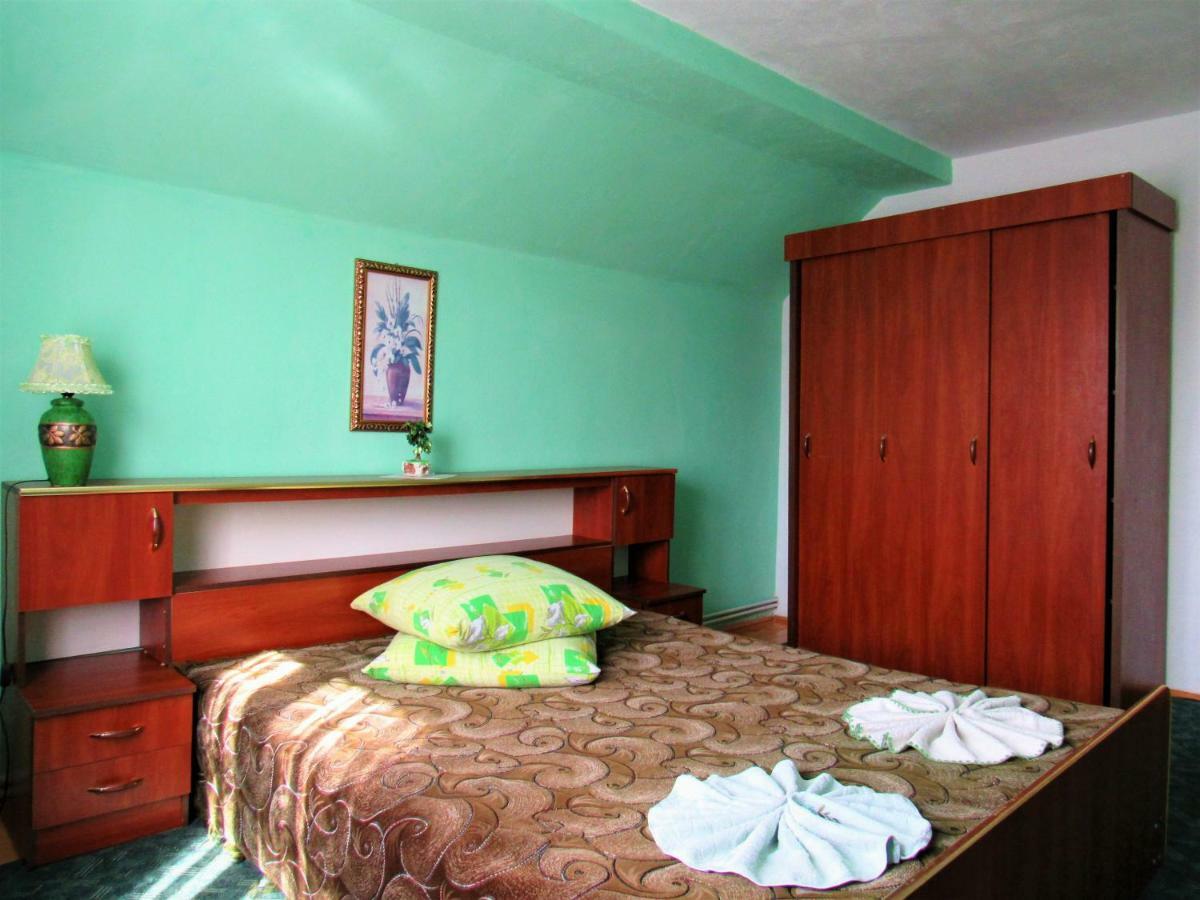 Hotel Відпочинок У Пронів à Slavsko Extérieur photo