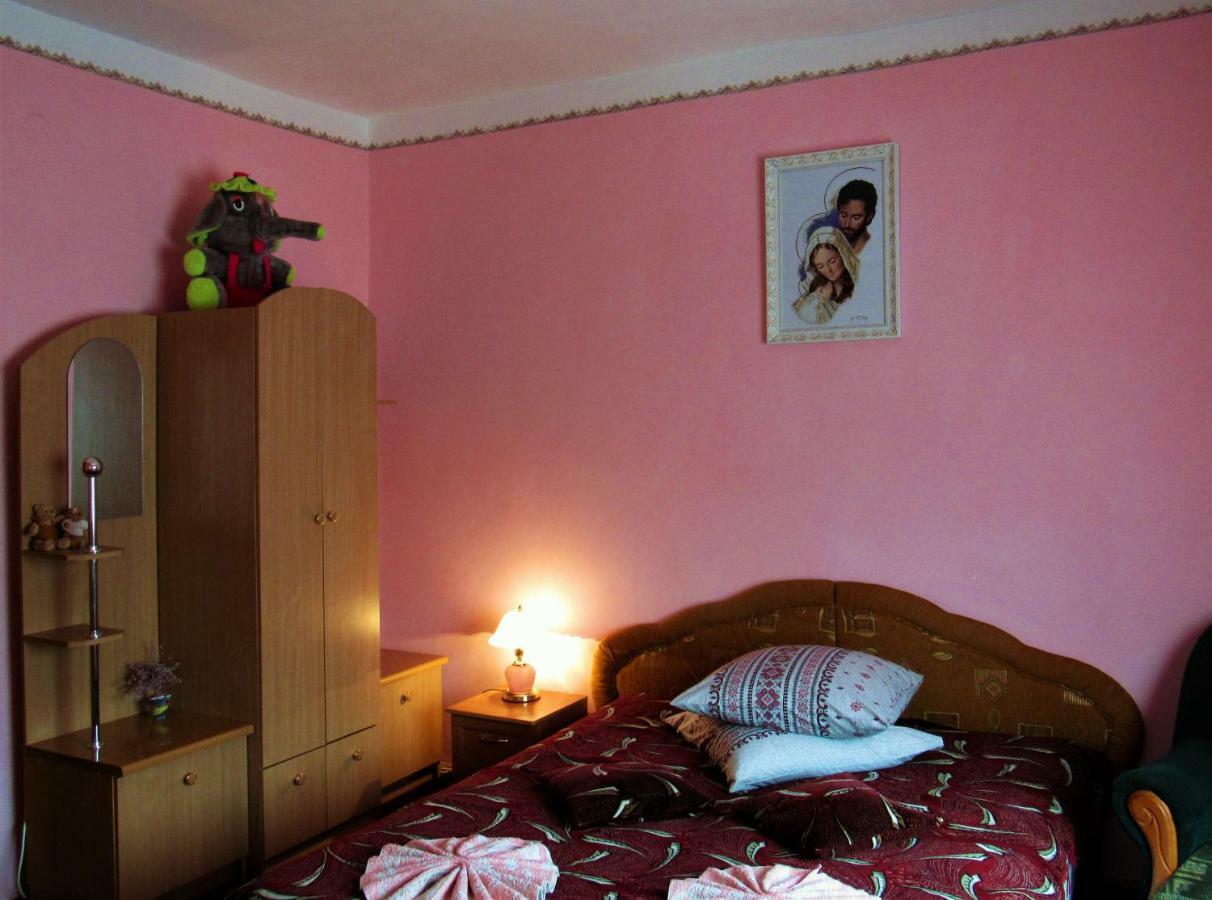 Hotel Відпочинок У Пронів à Slavsko Extérieur photo